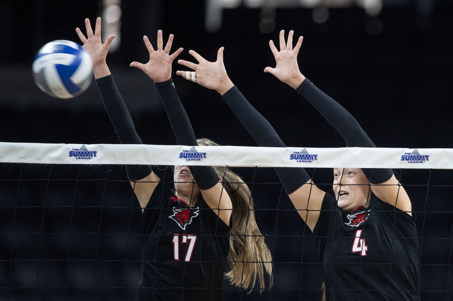 112722-owh-spo-unovolley-kc-0002.JPG